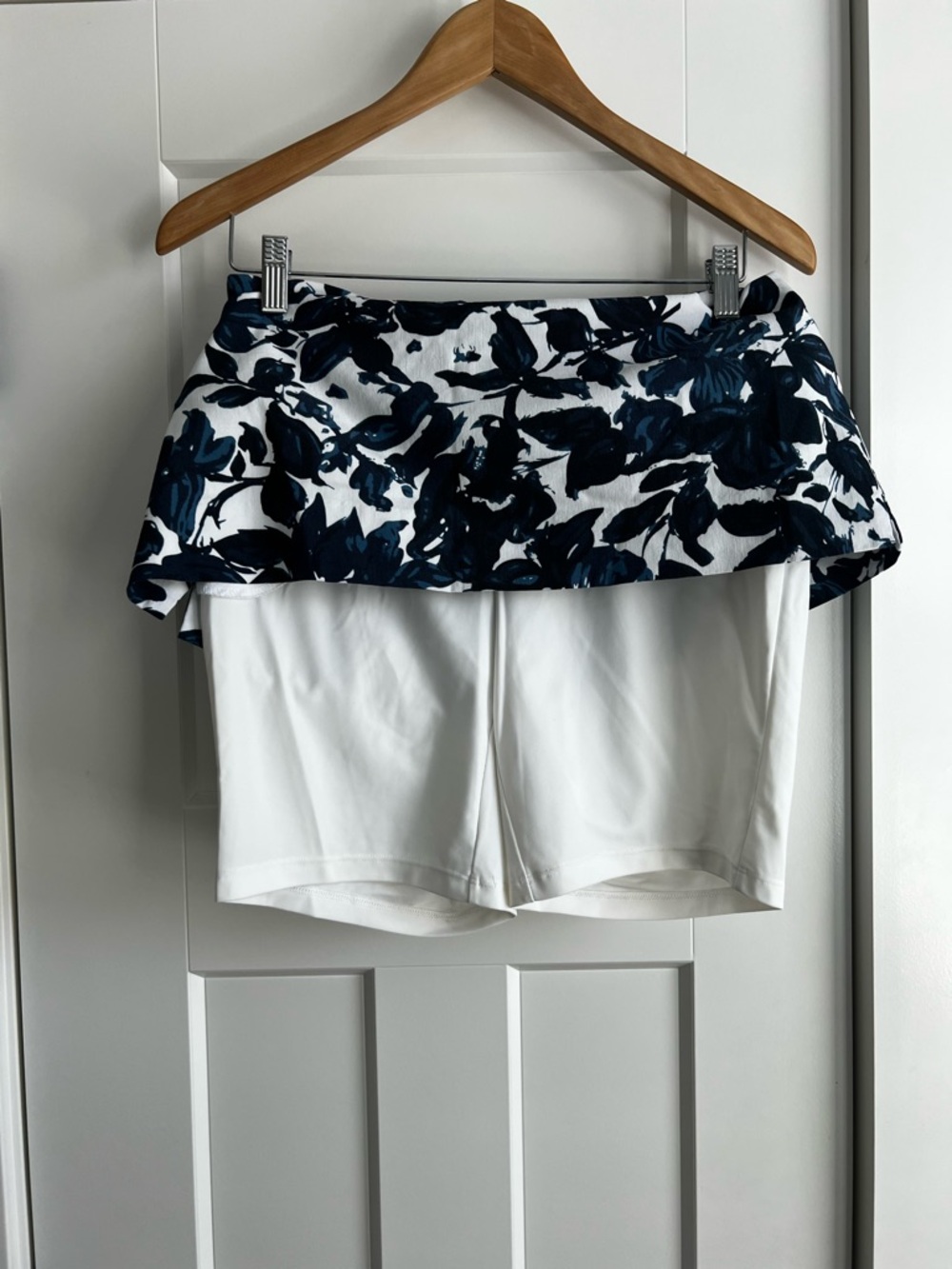 S.C. & Co. Women's White Pencil Skirt with Navy Floral Print - Picture 7 of 7